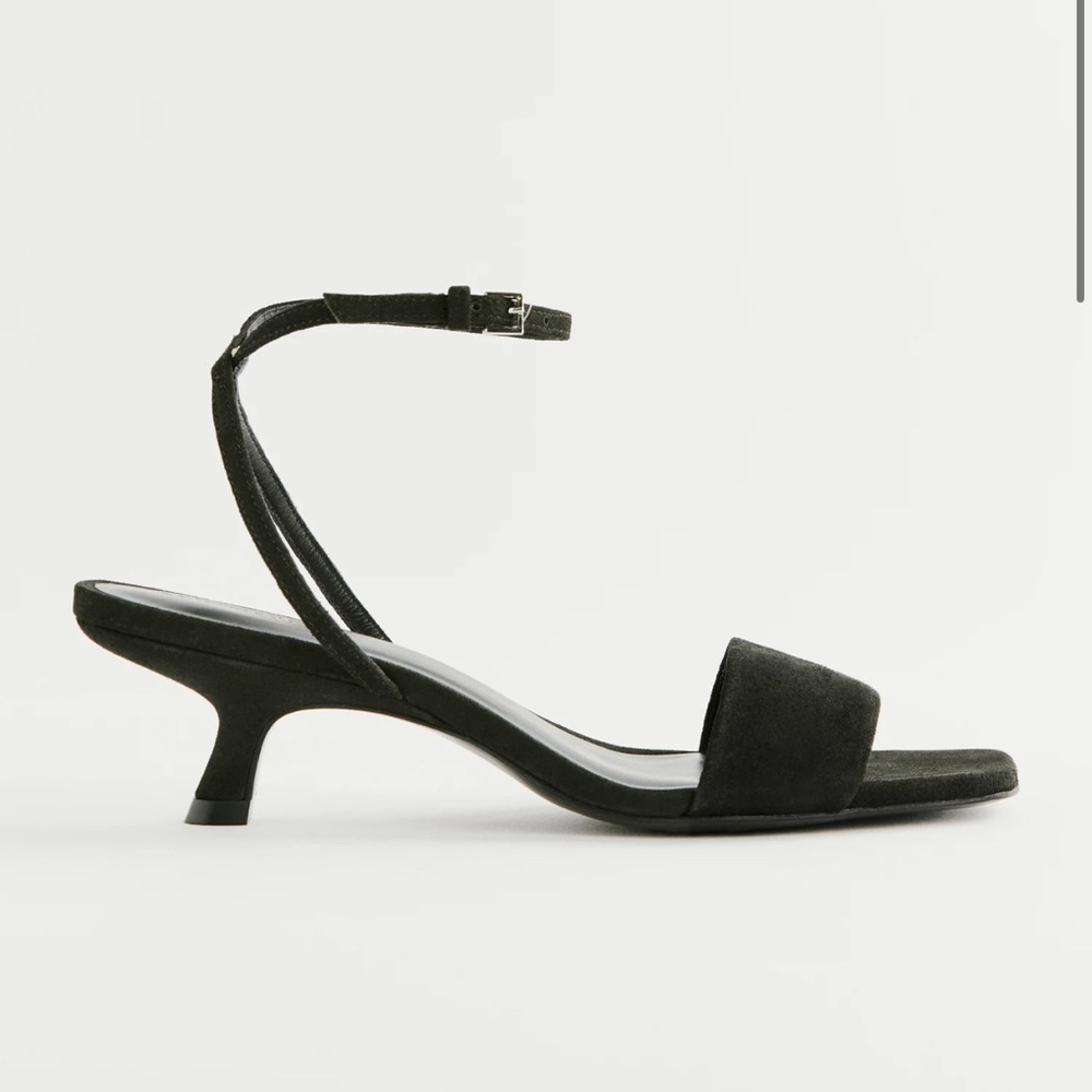 Reformation Sumac Heeled Sandal Black Suede Size 8.5